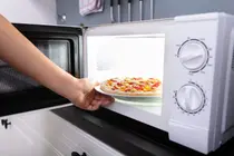 “Convenient but Dangerous?” Foods You Should Never Put in the Microwave