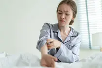 Зуд по ночам не дает покоя? Найден способ его остановить