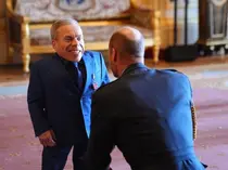 ‘Star Wars’ and ‘Harry Potter’ Star Warwick Davis Receives Order of the British Empire