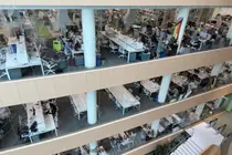 La competencia por formar 'buenos médicos', las aulas de las facultades de medicina del mundo cambian