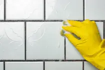 Beyond Bleach: The Surprising Kitchen Staple That Dissolves Bathroom Limescale Safely