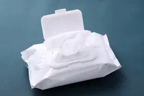 Don’t Toss Those Dried-Out Wipes: How Leftover Cola and Coffee Can Clean Your Home