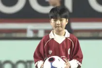 “Hope You Become a Future National Player”: The Young Childhood Cancer Survivor Who Inspired 40,000 Fans
