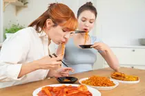 Global Appetite for K-Food Drives Record Export Surge as Instant Noodles and Frozen Gimbap Soar