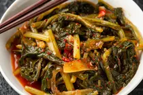 Summer’s Metabolic Shield: Five Reasons Young Radish Kimchi Optimizes Blood Sugar and Weight Loss