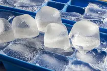 The Summer Ice Trap: How Unwashed Trays Become Germ Bombs