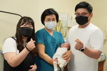 Grossesse gémellaire : après la perte du premier fœtus, elle prolonge sa grossesse de 22 semaines et donne naissance au second, un record en Corée du Sud pour un « accouchement à intervalle différé »