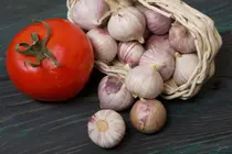 The Fridge Fallacy: Why Cold Storage Is Ruining Your Favorite Summer Produce
