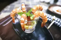虾是“减脂食材”还是“升高胆固醇”？关于虾的真相一次说清