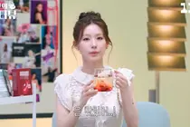 From Red Bean Tea to Gua Sha: Inside (G)I-DLE Miyeon’s De-Puffing Routine