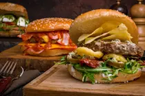 Hot Dog vs. Hamburger: Why the Burger Wins the Nutritional Battle
