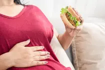 How to Prevent Food Poisoning on Vacation: Handle Eggs and Raw Meat with Care