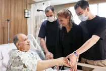 French Cardiac Surgeon Brings Father 10,000 km to Seoul for Rare Dual-Donor Liver Transplant