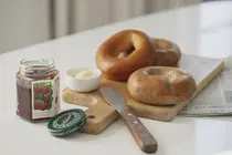 Why That Morning Bagel Could Be Spiking Your Blood Sugar—and How to Fix It