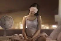 热带夜难熬，喝酒、冲冷水澡都不管用：反而更容易睡不好