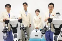 « Passez-moi le bistouri » : deux robots au bloc, une première mondiale aux côtés des médecins