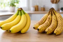 How to Keep Bananas Fresh Longer: When to Refrigerate, Wrap, and Freeze