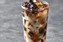 “用奶茶代替米饭？”这些隐藏配料可能让血糖大起大落