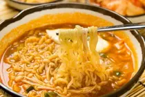 I Put Rice in My Ramen—and Even Had Bread for Dessert…Did It Cause a Big Change in Blood Sugar Spikes?