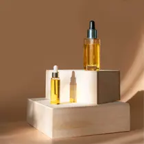 “Esensi, serum, ampul, semuanya dipakai?”… Yang benar-benar dibutuhkan kulitku itu apa?