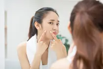 « Pourquoi est-ce si différent avec la même constipation ? » Réaction cutanée différente entre les 20 et les 50 ans ?