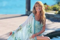 « C'est un corps de 75 ans ? » Jane Seymour, la James Bond Girl, révèle le secret de son corps tonique incroyable