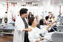 « Pas question d’abandonner qui que ce soit »… le « miracle de 8 heures » qui remet les patients sur pied