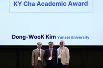 帕金森病干细胞治疗“全球第二项临床试验”：金东旭教授获车光烈学术奖