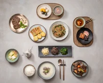 “Thay đổi thói quen ăn uống nào?” Có quá nhiều người có đường huyết, huyết áp, cholesterol cao... Nguyên nhân khiến mạch máu của người trung niên bị hư hại?