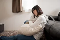 “Cuerpo y cama”… La generación MZ atrapada en el ‘Bed Rotting’, ¿descanso o enfermedad?