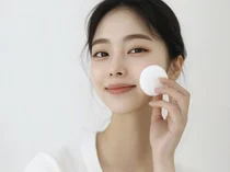 «Por mucho que te hagas tratamientos de blanqueamiento, no sirve de nada»… ¿qué “señales internas” apagan el tono de la piel?