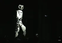 Tại sao mông người lại to?…Robot hình người đặt ra câu hỏi ‘một lần nữa’