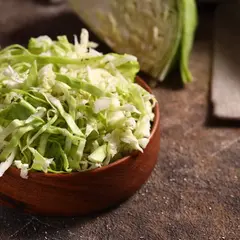 “吃腌卷心菜瘦了”：这种减肥法在美国流行？与韩国泡菜有何不同？