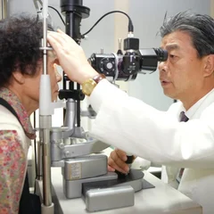 100 Operasi Gratis Setiap Tahun: Rumah Sakit Mata Terkenal yang Membalas Cinta Pasien