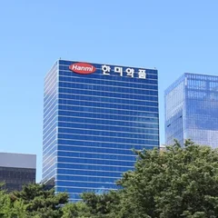 Hanmi Control Dispute Reignites as Court Freezes 10 Billion Won in Lim Ju-hyun’s Shares