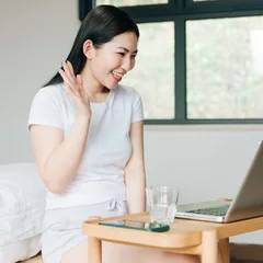 Avatar Counseling Eases Therapy Hesitation—Provided Expressions and Gestures Stay Natural