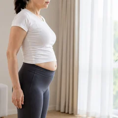 Bas-ventre qui s’arrondit ? Chez les femmes d’âge mûr, la graisse abdominale peut signaler un risque cardiovasculaire