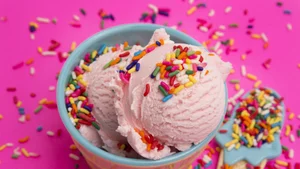 White Frost on Ice Cream: Safe to Eat or Time to Toss?