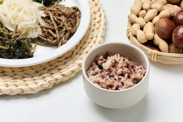 Korean Superfoods for Longevity: The Anti-Aging Power of ‘Ogokbap’