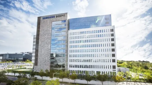 С кем объединяется Samsung Bioepis в Китае для продвижения открытых инноваций?