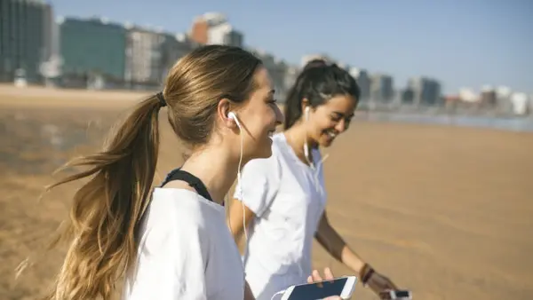 The 60/60 Rule: How Your Earbud Habits Could Be Quietly Stealing Your Hearing