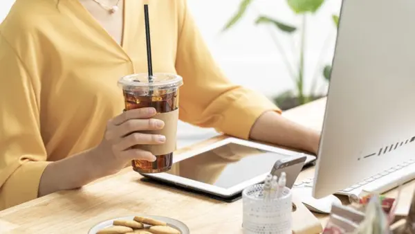 « Je bois toujours une tasse de café le matin à jeun… cela provoquerait le diabète » : est-ce vrai ? 