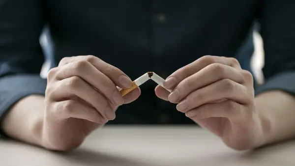 Weight Loss Exceeding 5% After Quitting Smoking Linked to Higher Hip Fracture Risk