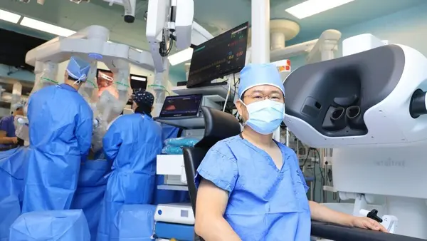Samsung Medical Center Adopts Next-Generation Da Vinci 5 Robot to Advance Lung and Esophageal Cancer Surgery