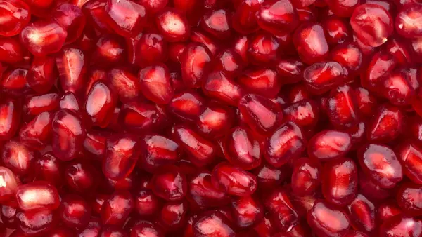 Fighting Chronic Inflammation? Two Polyphenol-Rich Foods to Keep in Your Kitchen