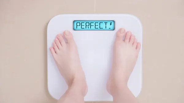 Vừa mừng vì sụt cân, ai ngờ lại là tin dữ: Có thể là dấu hiệu của ung thư