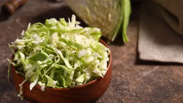 From White House Briefings to Weight Loss: Why U.S. Officials Are Turning to Pickled Cabbage