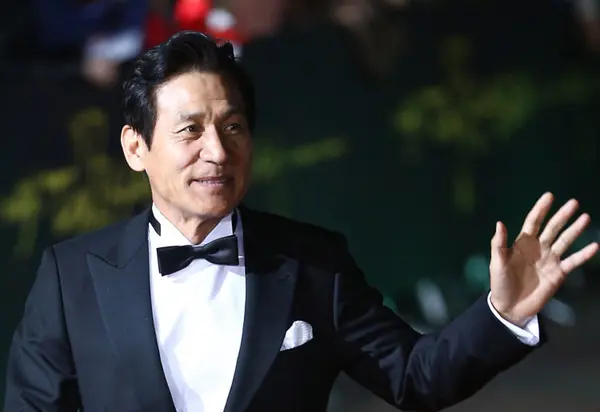 Korea-Japan 'National Actor' Taken by Lymphoma, Not a Rare Cancer