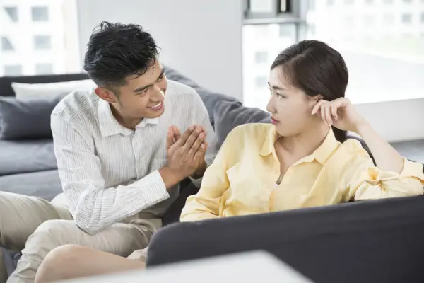 Xin lỗi, nếu xin lỗi trước thì có phải là thiệt thòi?... Cơ thể thực sự phản ứng 'như thế này'!