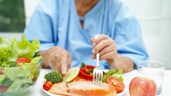 « Un régime alimentaire pour vivre longtemps est différent pour les hommes et les femmes »… Le secret pour augmenter l'espérance de vie de 3 ans